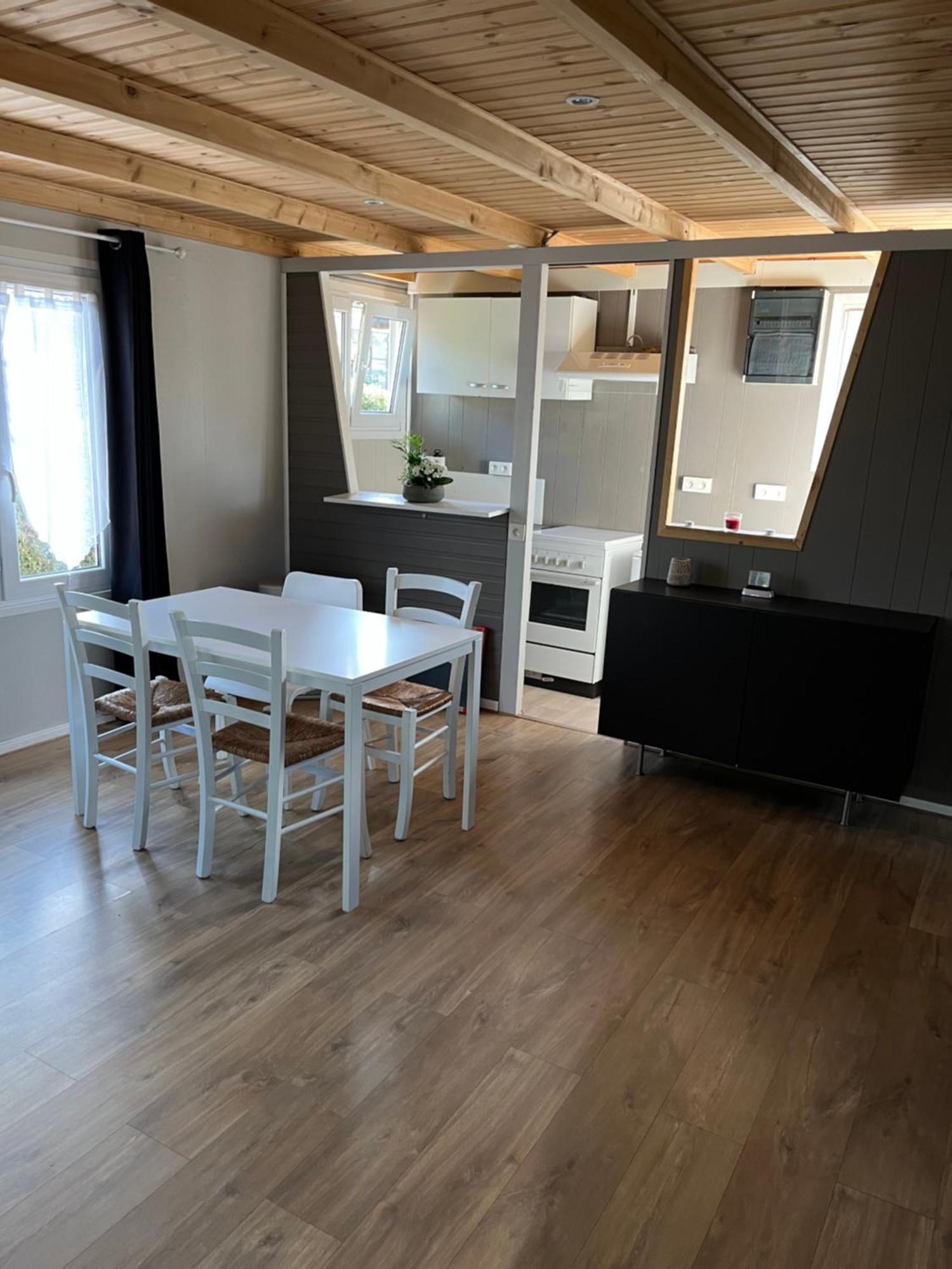 Chalet Charmant Monika Avec Piscine Yvoir Luaran gambar